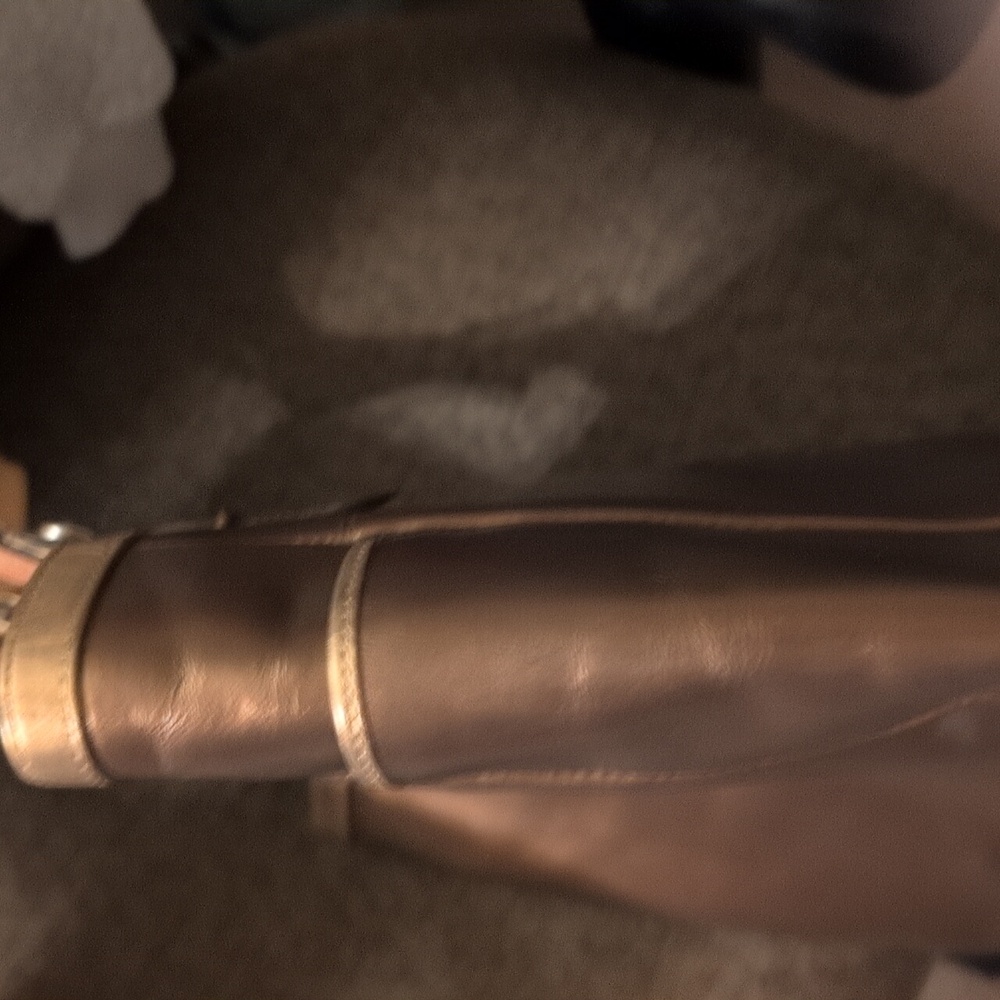 Coach Metallic Bronze Gold Accents Tote Bag In Great Shape - Picture 8 of 16